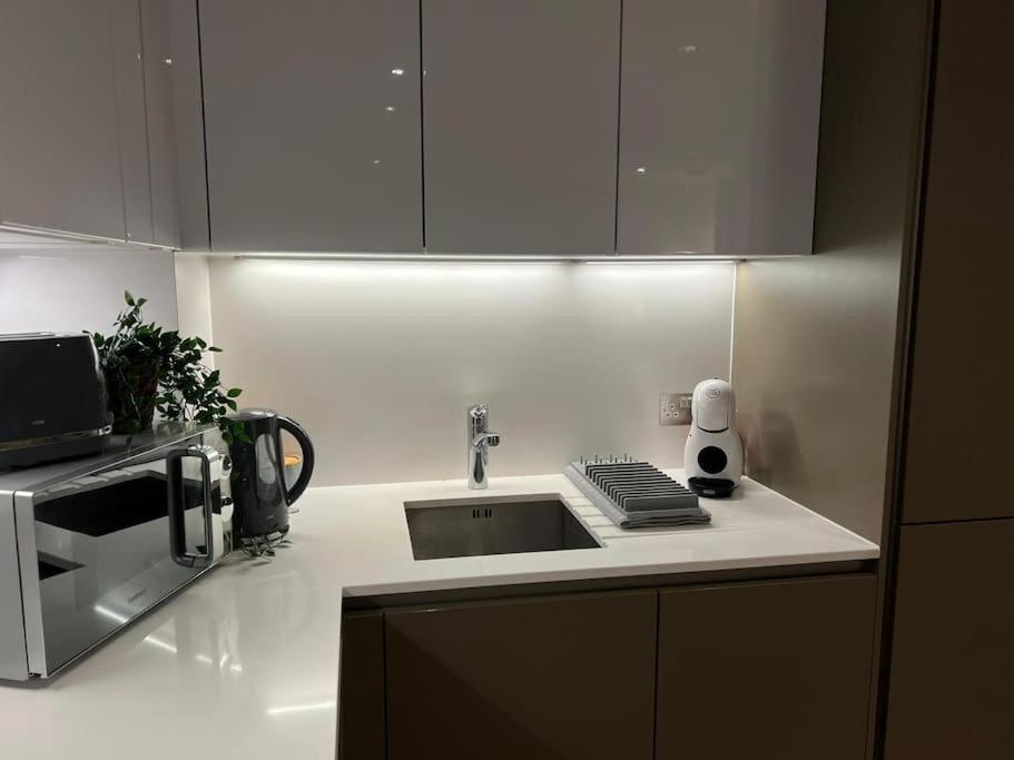 Beautiful Stay In Central Wembley Лондон Экстерьер фото